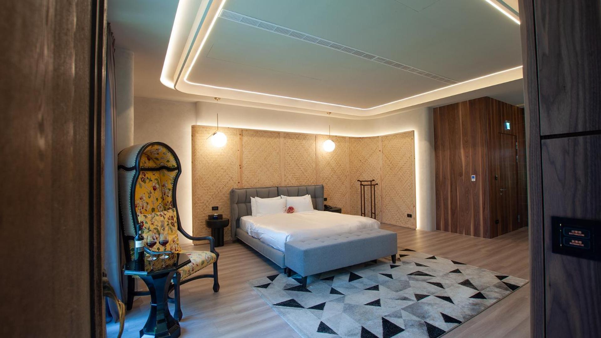 Mulan Motel Đài Trung Ngoại thất bức ảnh