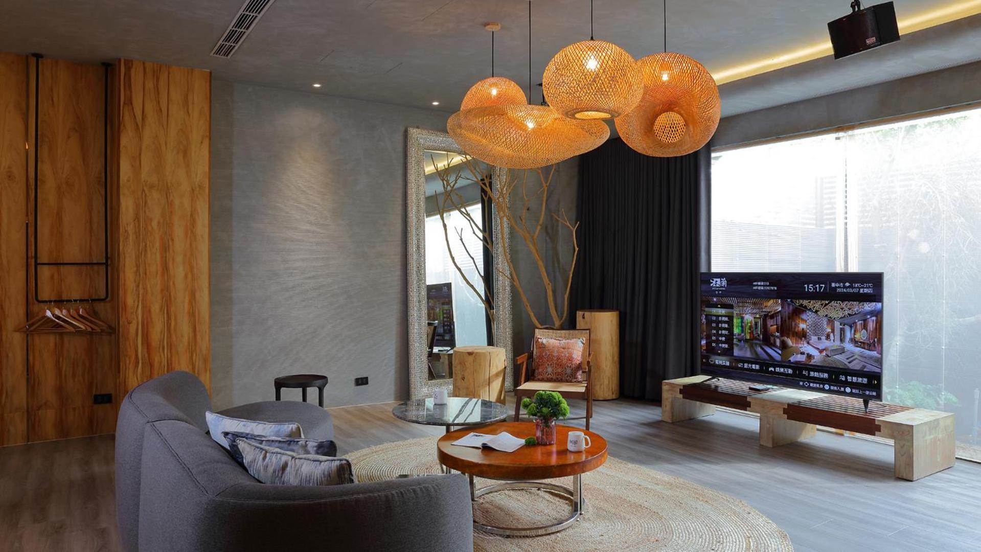 Mulan Motel Đài Trung Ngoại thất bức ảnh