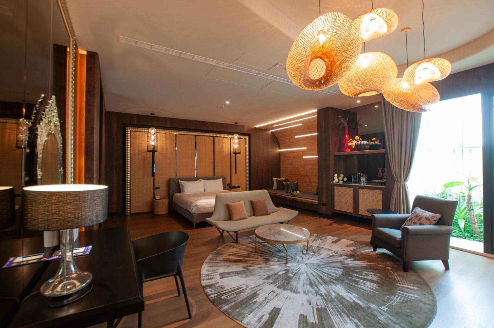 Mulan Motel Đài Trung Ngoại thất bức ảnh