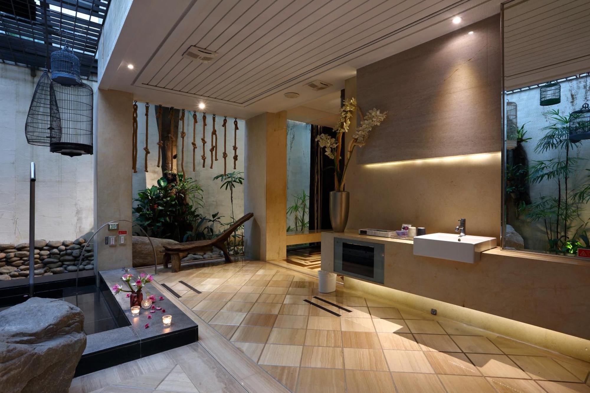 Mulan Motel Đài Trung Ngoại thất bức ảnh