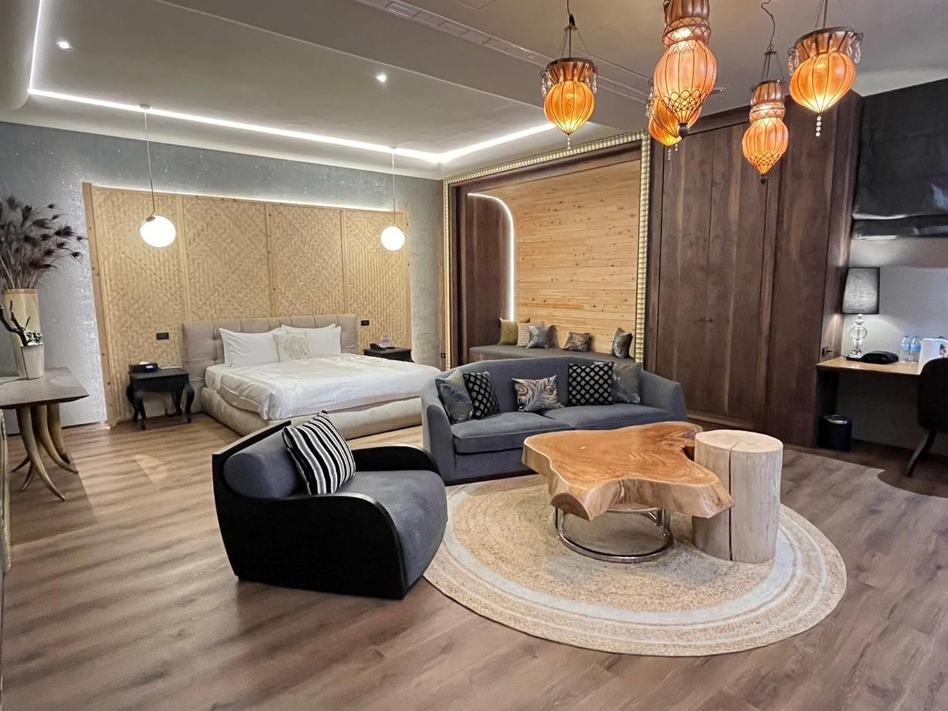 Mulan Motel Đài Trung Ngoại thất bức ảnh